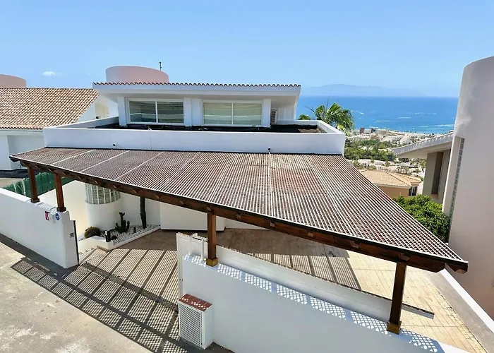 Luxury Taoro Private Heated Pool Free Car Except Christmas