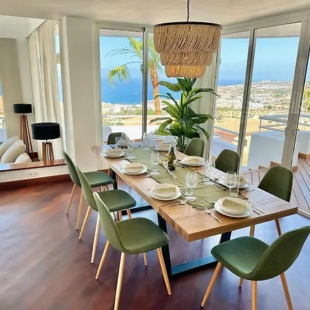 Luxury Taoro Private Heated Pool Free Car Except Christmas アデヘ